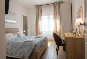 基础客房 | 高档床上用品、羽绒被、熨斗/熨板、免费 WiFi