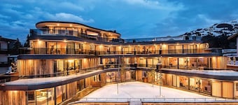 Mountain Chalet T8 - 2 bedroom apartment in Kirchberg in Tirol