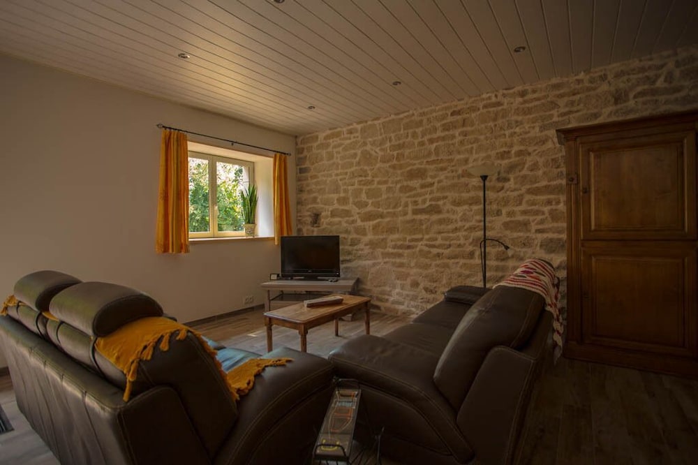 Charming cottages in central Brittany
