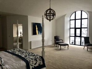 9 Schlafzimmer, schallisolierte Zimmer, Bügeleisen/Bügelbrett