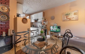 Dining - Beach front home in Vrsi with WiFi (Vrsi)