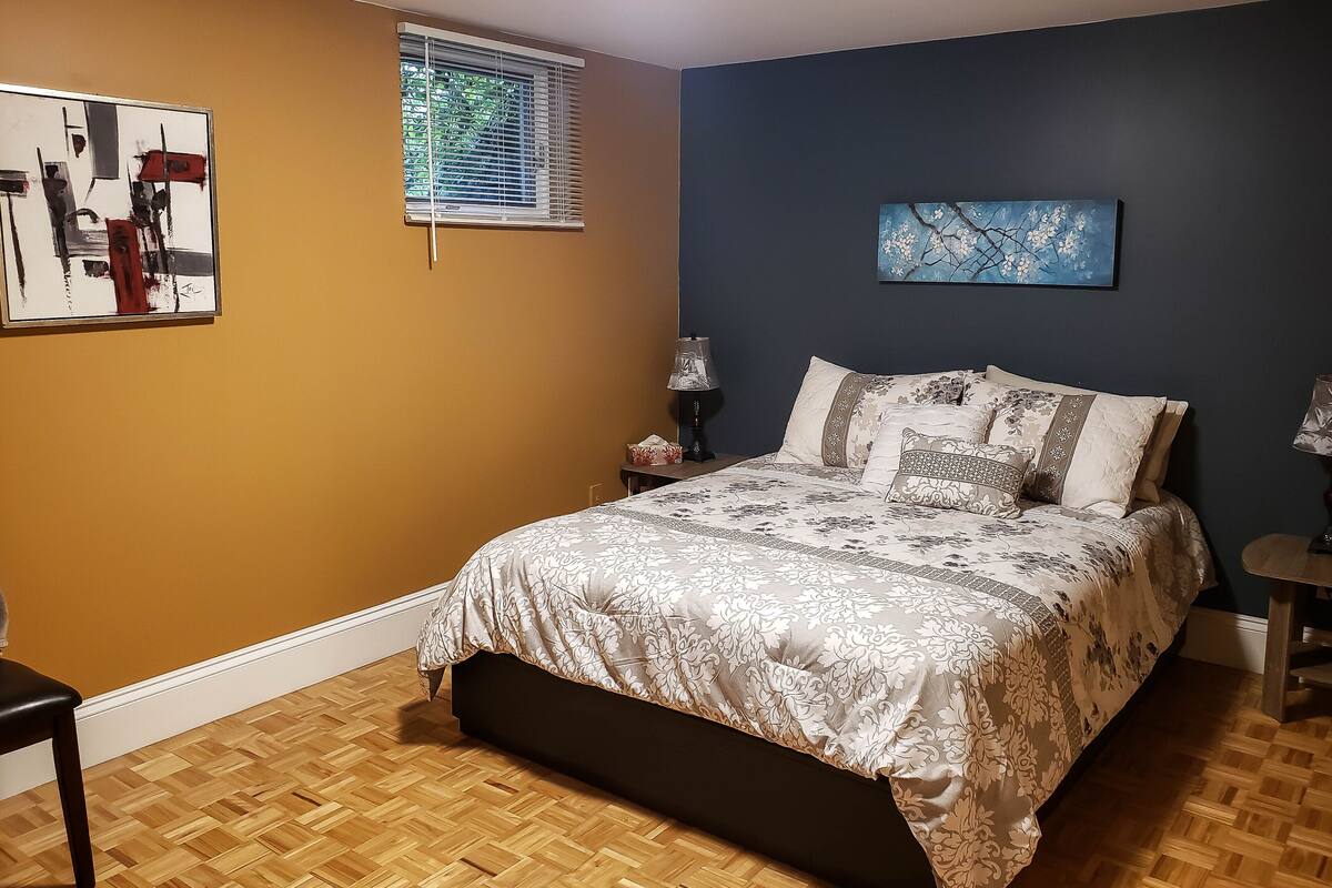 Comfort Studio Suite, 1 Queen Bed, Non Smoking, Kitchenette | Egyptian cotton sheets, premium bedding, memory-foam beds, minibar