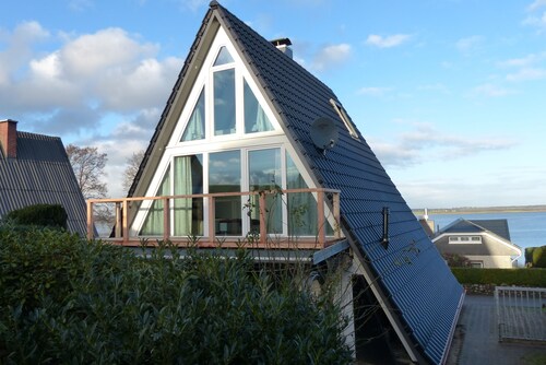 Traumhafter Schleiblick in ruhiger Lage