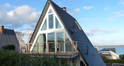 Traumhafter Schleiblick in ruhiger Lage