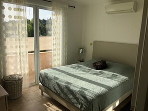 4 camere, ferro/asse da stiro, Wi-Fi