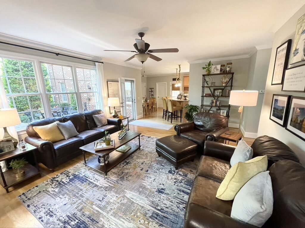 Beautiful Home in Upscale Neighborhood - Beautiful Outdoor Space