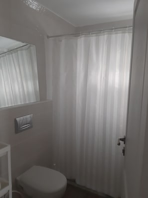 Hair dryer, towels, soap, shampoo - Private Central Studio with Balcony/ 5* (Madaba)