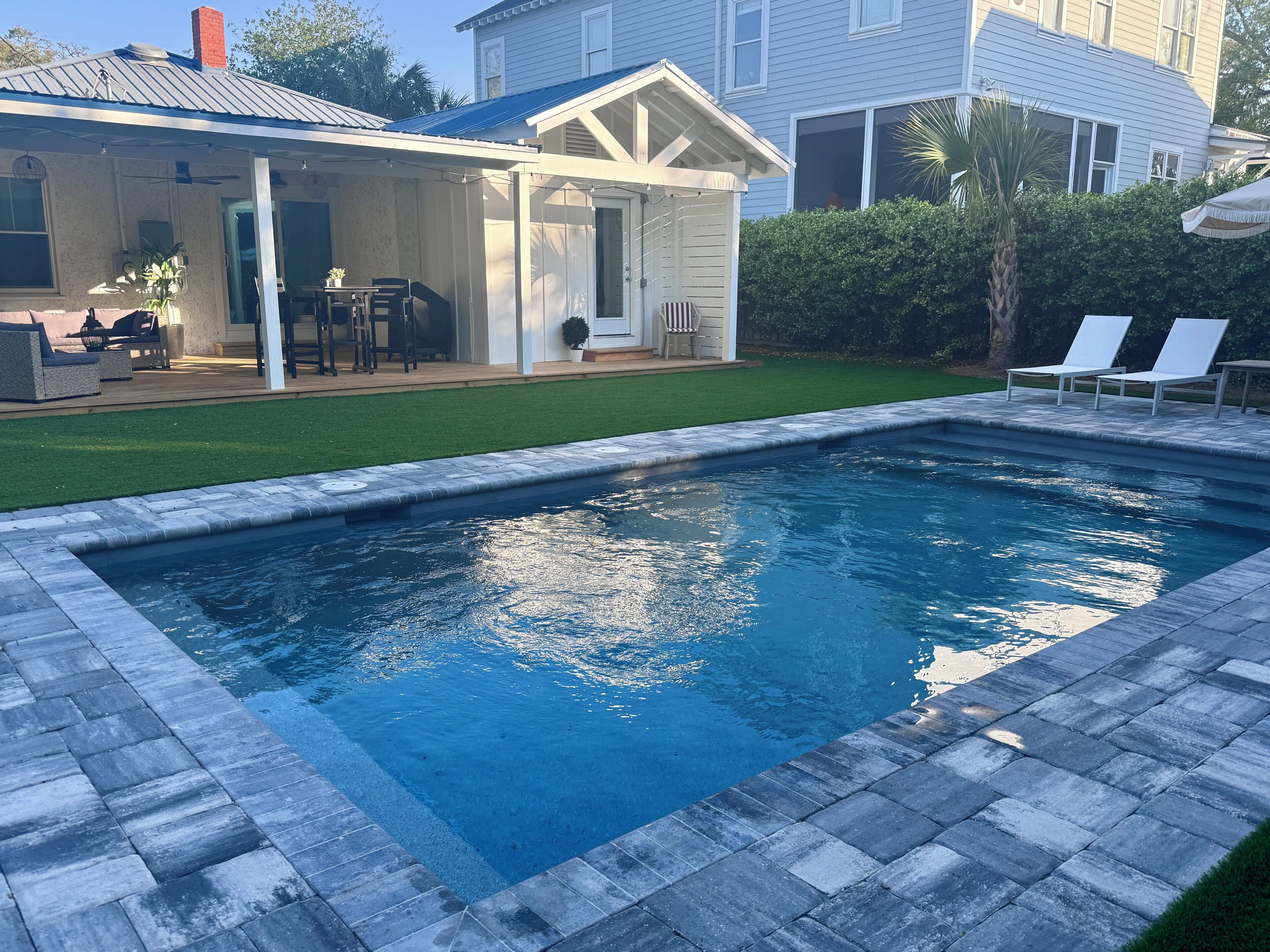 Piscina all'aperto, una piscina riscaldata