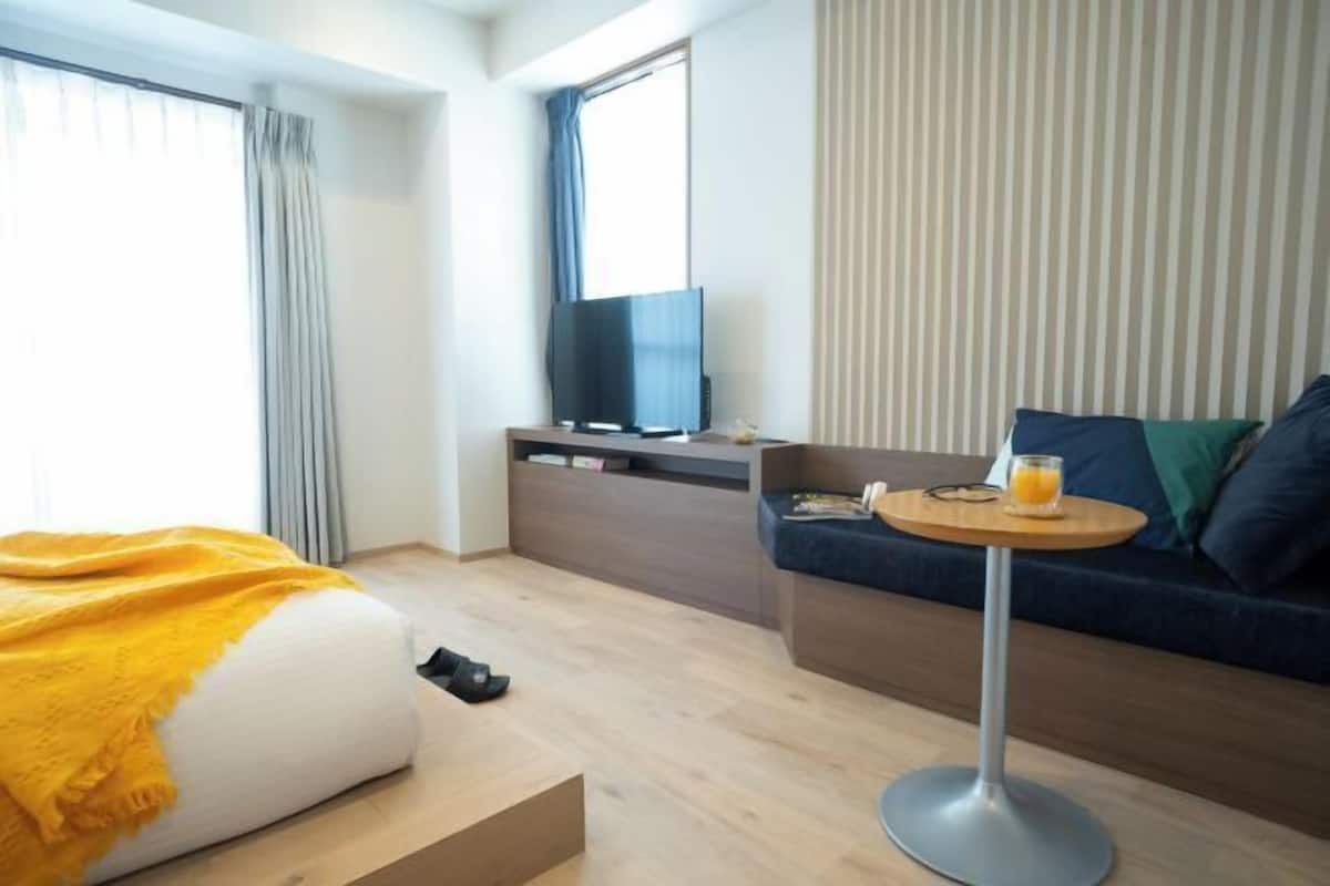 1 chambre, coffres-forts dans les chambres, bureau