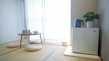 Quarto duplo premium, para não fumantes | Cofres nos quartos, escrivaninha, espaço de trabalho para notebook