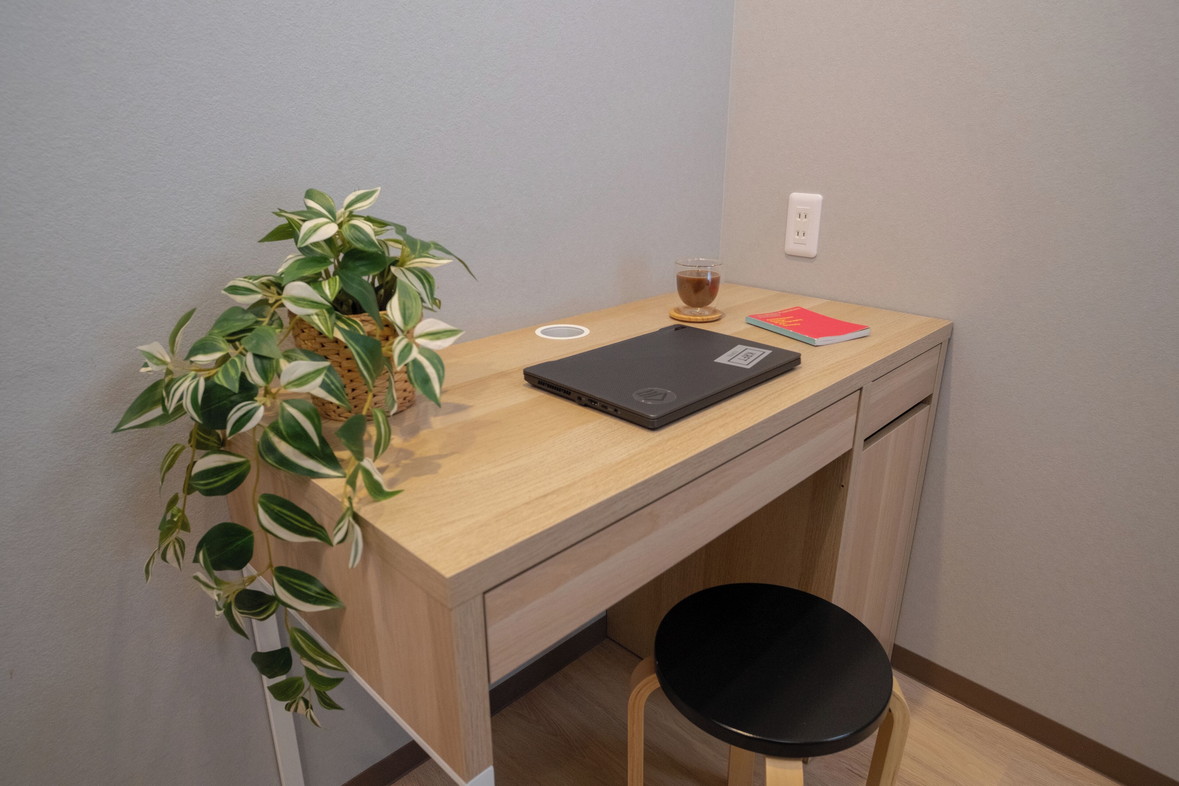 essential twin (non-smoking) | in-room safe, desk, laptop workspace, blackout curtains