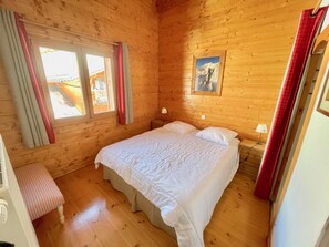 3 Schlafzimmer, Bügeleisen/Bügelbrett, kostenloses WLAN, Bettwäsche