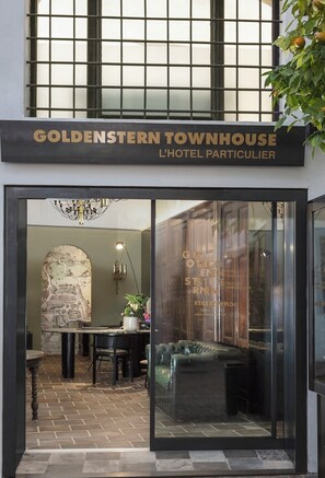 Reception - Goldenstern Townhouse (Bolzano)