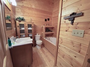Ensemble douche/baignoire, baignoire à jets, sèche-cheveux