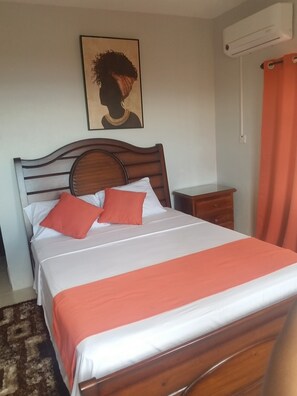 2 Schlafzimmer, Bügeleisen/Bügelbrett, WLAN