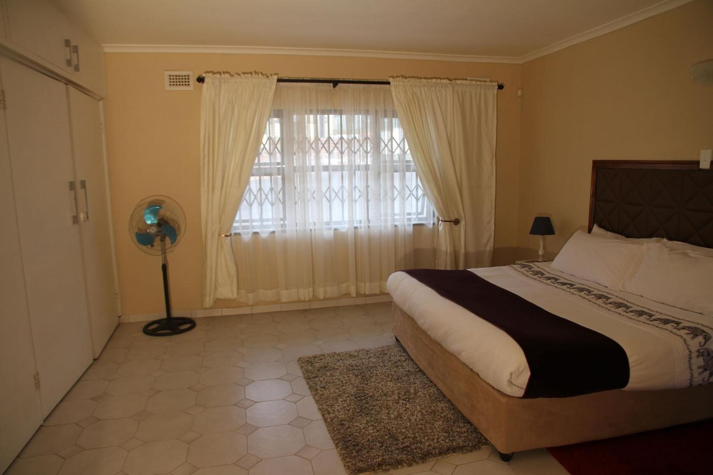 Nkosazana Guest House