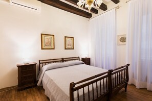 1 quarto, ferros/tábuas de passar roupa, Wi-Fi de cortesia