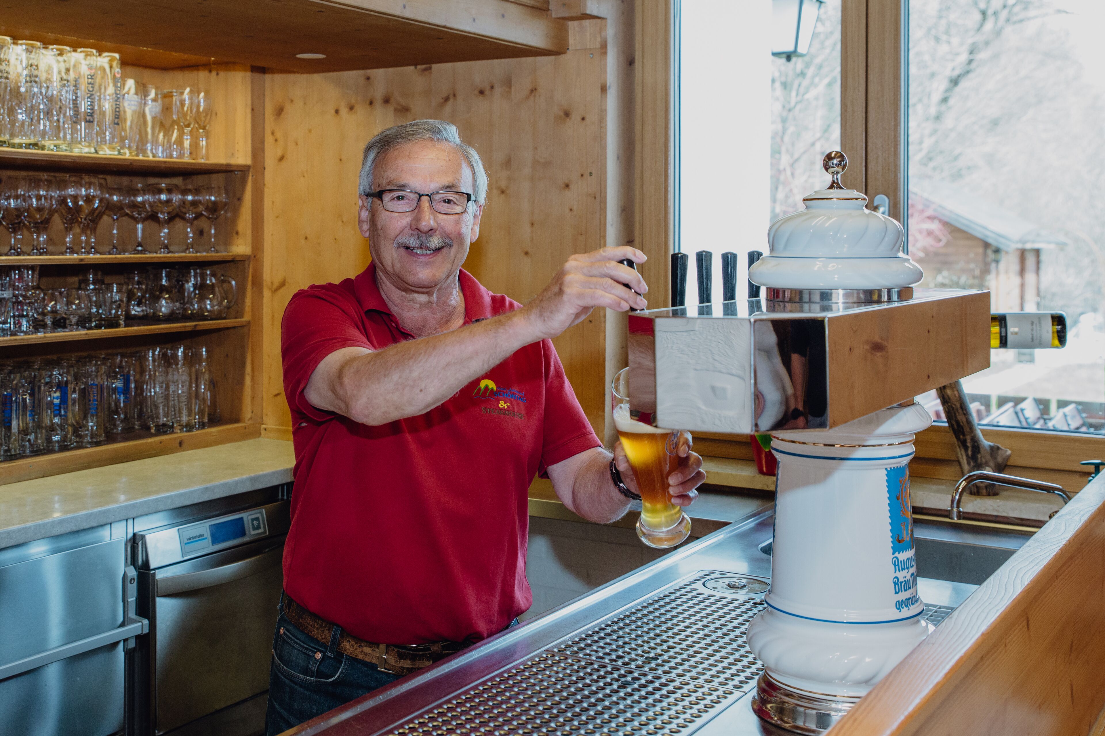 2 restaurants, breakfast, lunch, dinner served; local cuisine