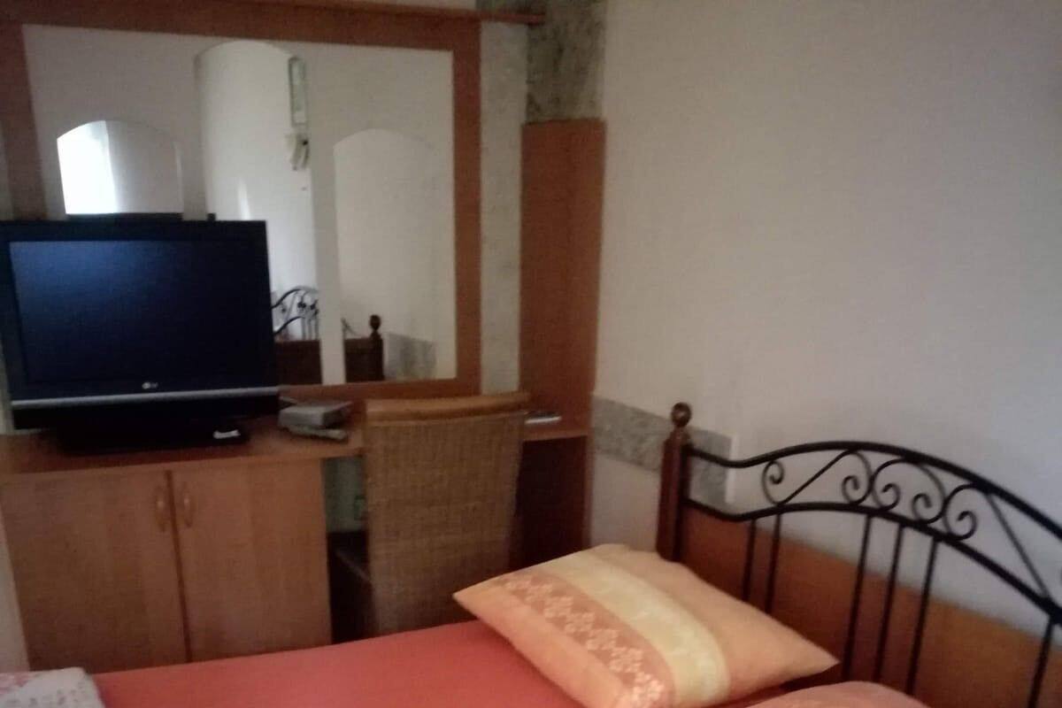 Studio, balcon | Accès au Wi-Fi (inclus), literie fournie