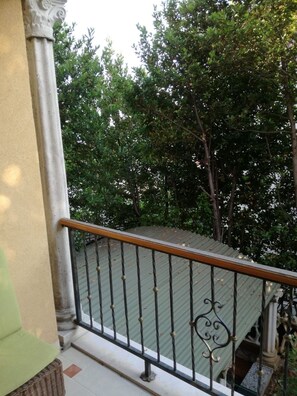 Studio, Balcony | Balcony