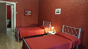 Cots/infant beds, rollaway beds, free WiFi, bed sheets