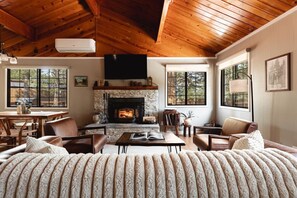 Imagen sin descripción, 4 de 77, botón