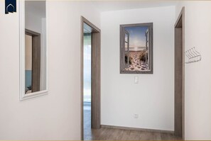 Interior - Modern vacation apartment in Loddin with sauna & large garden near the Baltic Sea & lake (Loddin)