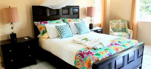 4 chambres, fer et planche à repasser, lit parapluie, Wi-Fi gratuit