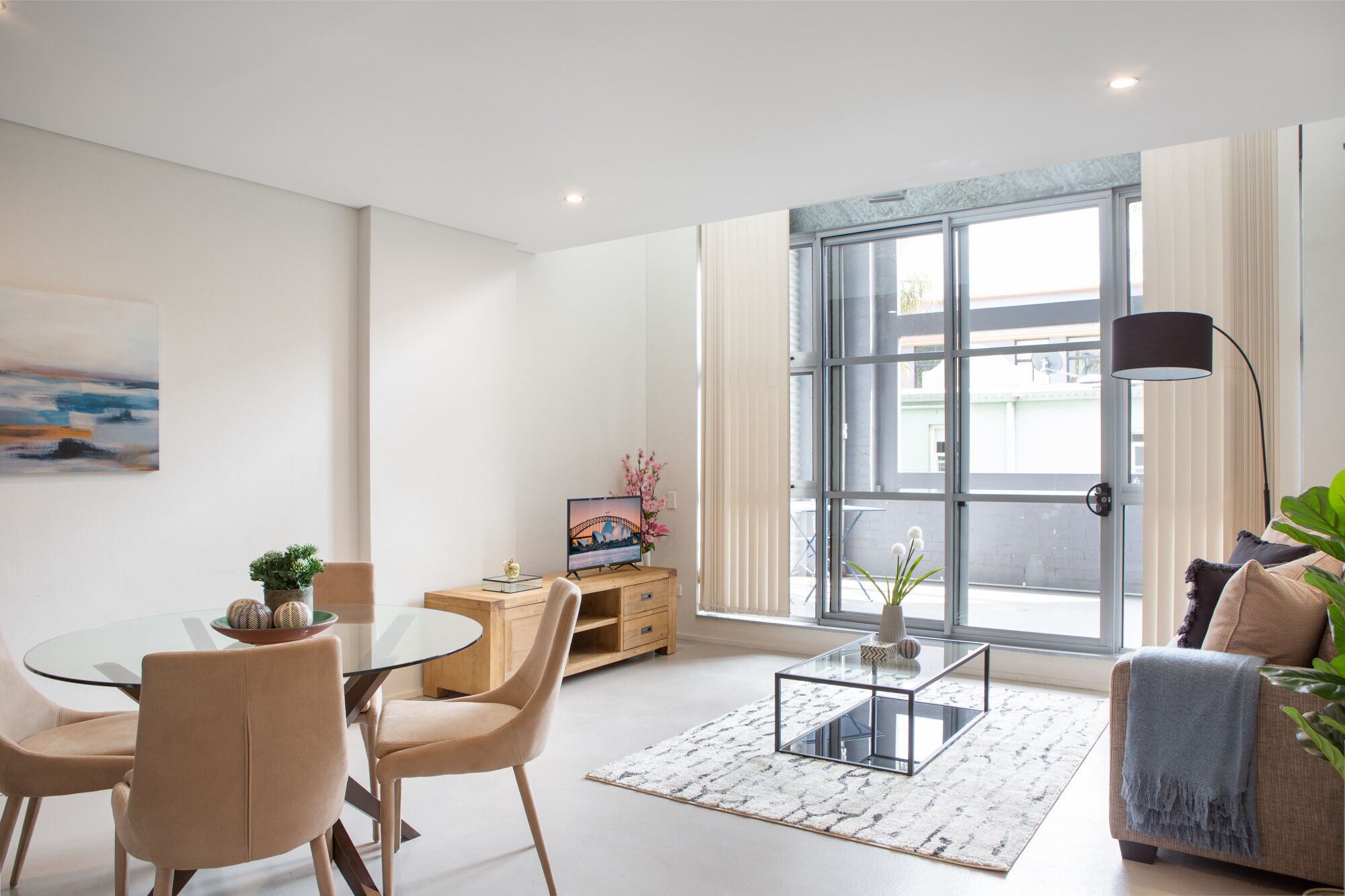 Central City Loft With Gym and Pool