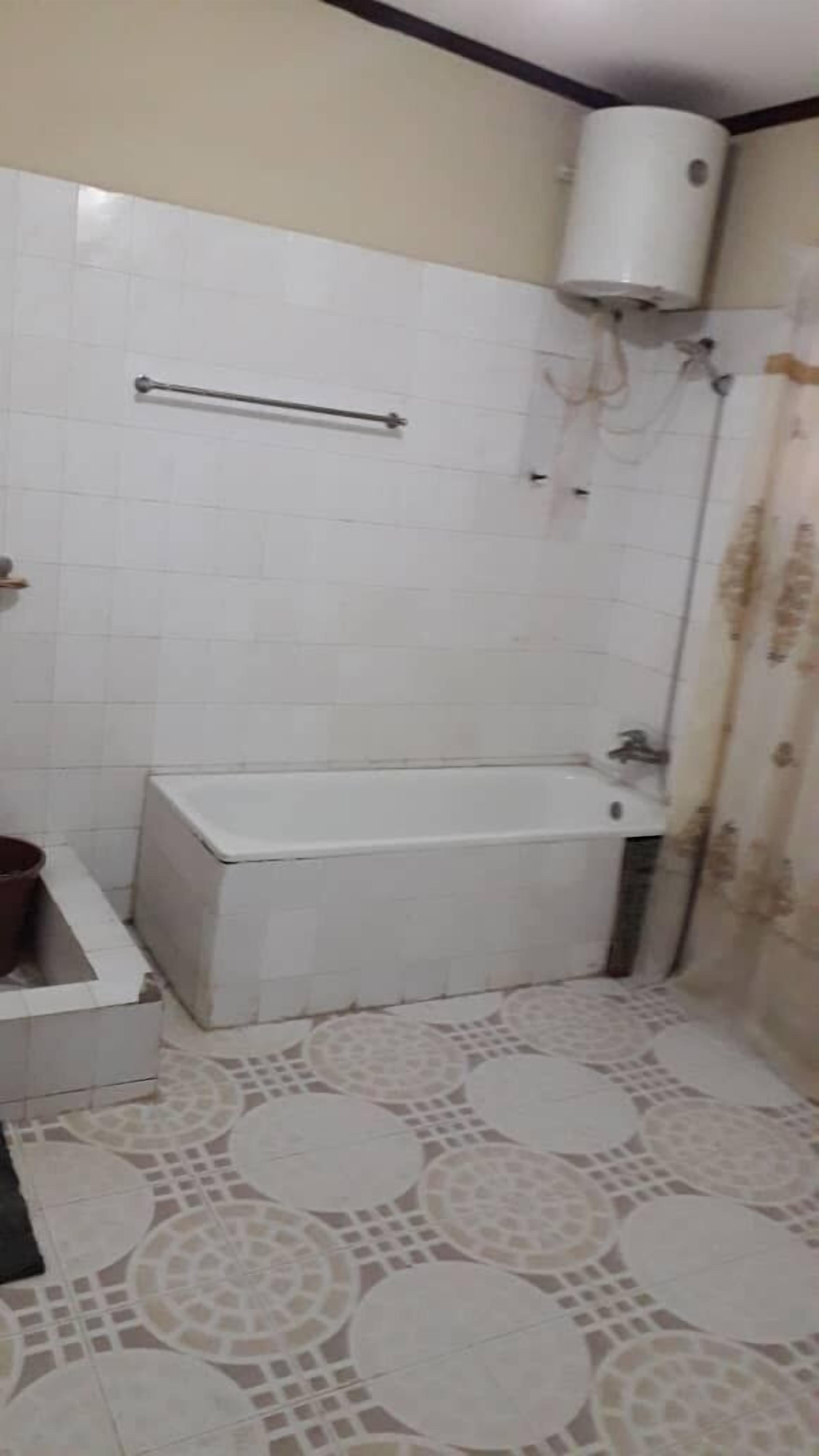 Habitació familiar | Bany | Articles de tocador gratuïts, tovalloles, sabó i xampú 