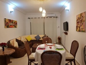 Appartement Design, 2 chambres, non-fumeur, balcon | Coin séjour