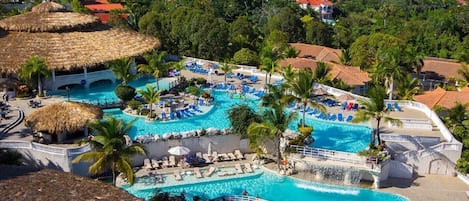 Piscine extérieure, piscine chauffée