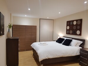 1 Schlafzimmer, Bügeleisen/Bügelbrett, WLAN, Bettwäsche