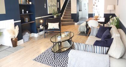 Reduced rate for stunning victorian cottage in the heart of Cowbridge