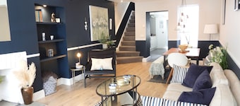 Reduced rate for stunning victorian cottage in the heart of Cowbridge