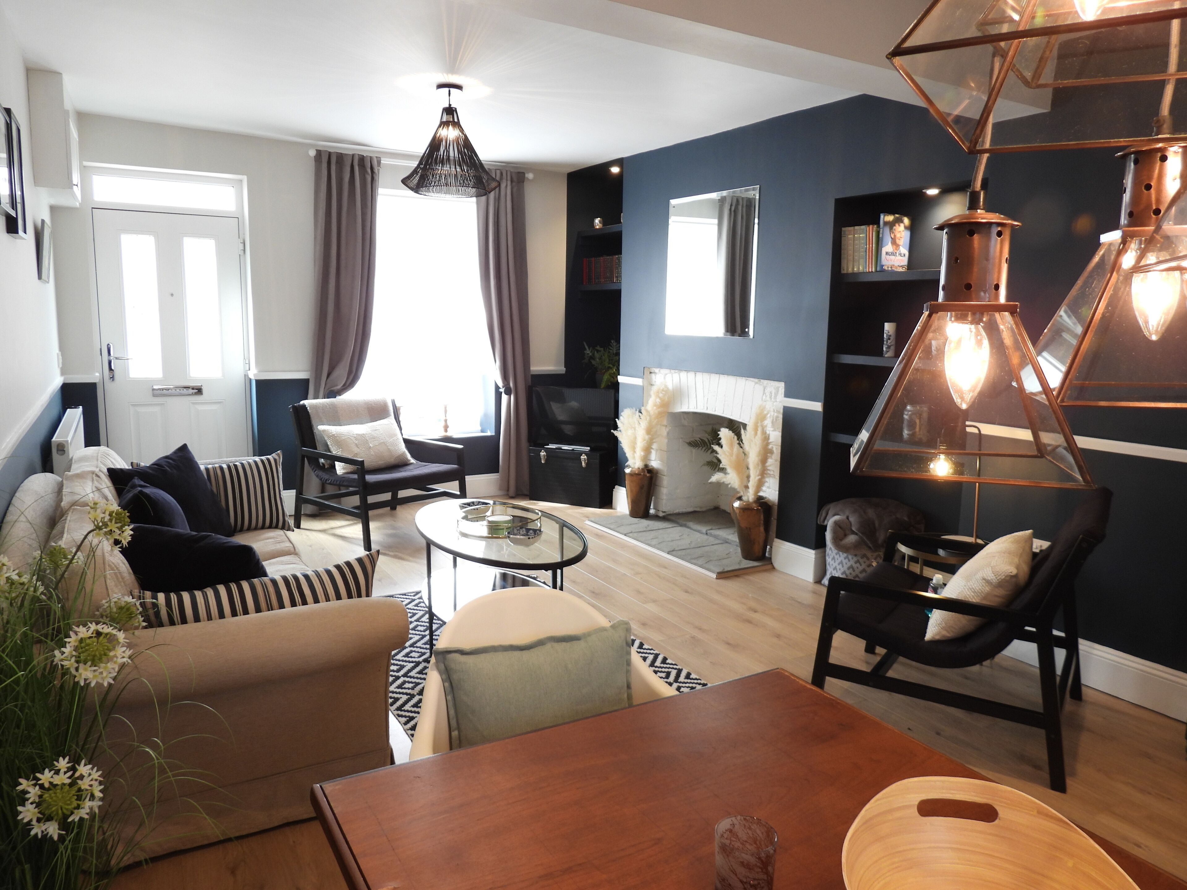 Stunningly renovated townhouse in the heart of Cowbridge, 15 mins from beach