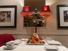 Daily continental breakfast (EUR 15 per person)