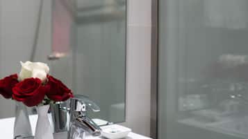 Slippers, towels