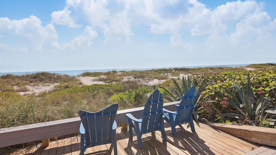 Coco Sands Beachside Cottages