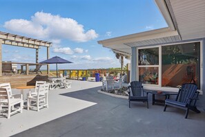 Presidential Cottage | Terrace/patio - Coco Sands Beachside Cottages (Cocoa Beach)
