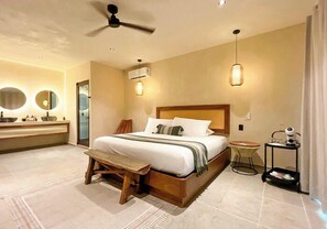 Superior Room, 1 King Bed, Garden View | Premium bedding, down comforters, minibar, in-room safe - Zelune Luxury Lagoon Resort Bacalar Adults only (Bacalar)