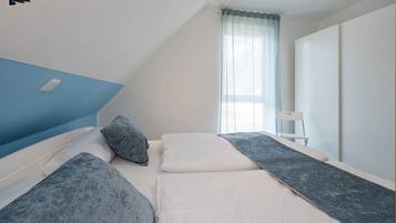 2 makuuhuonetta, silitysrauta/-lauta, ilmainen Wi-Fi