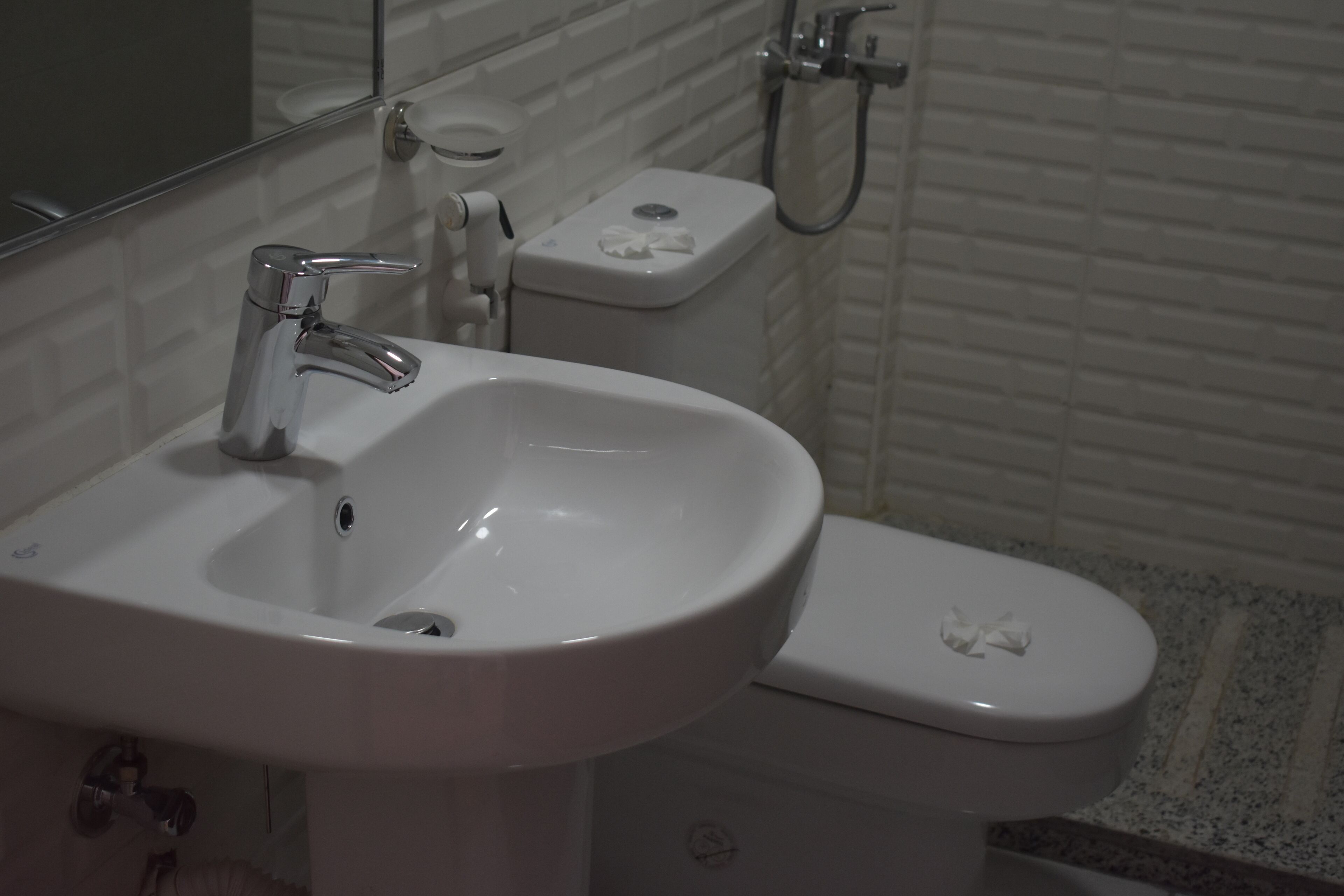 traditional double or twin room | 1 bedroom, free wifi, bed sheets