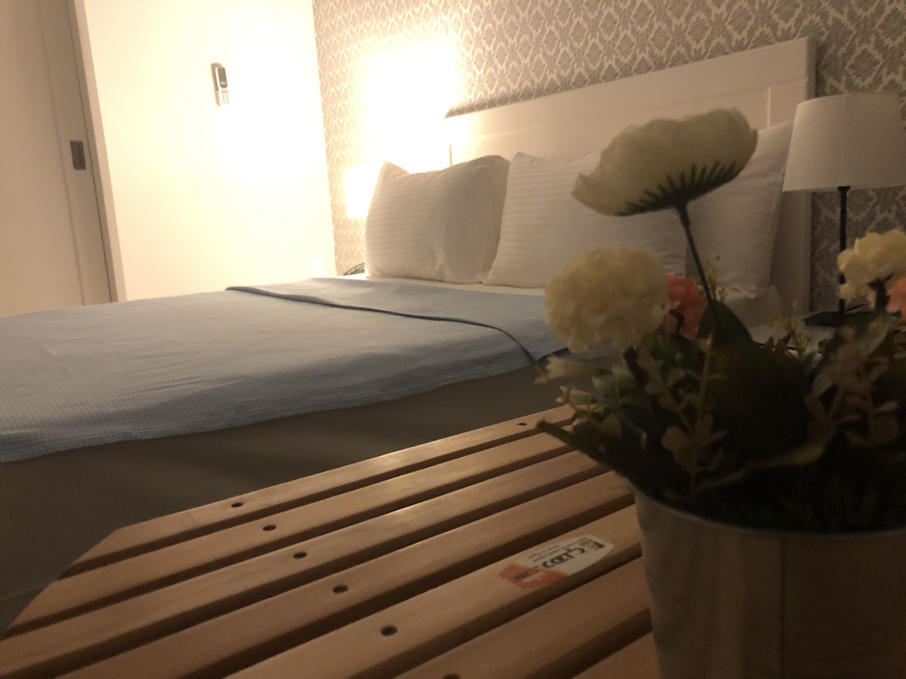 basic double room, shared bathroom | 1 bedroom, free wifi, bed sheets