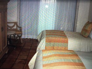 1 bedroom, in-room safe, iron/ironing board, free WiFi