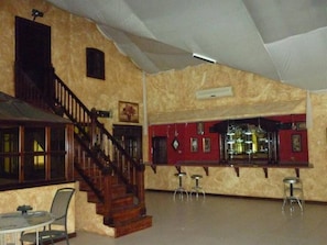 Interior - Come Taste Jamaica The Real Way (Kingston)