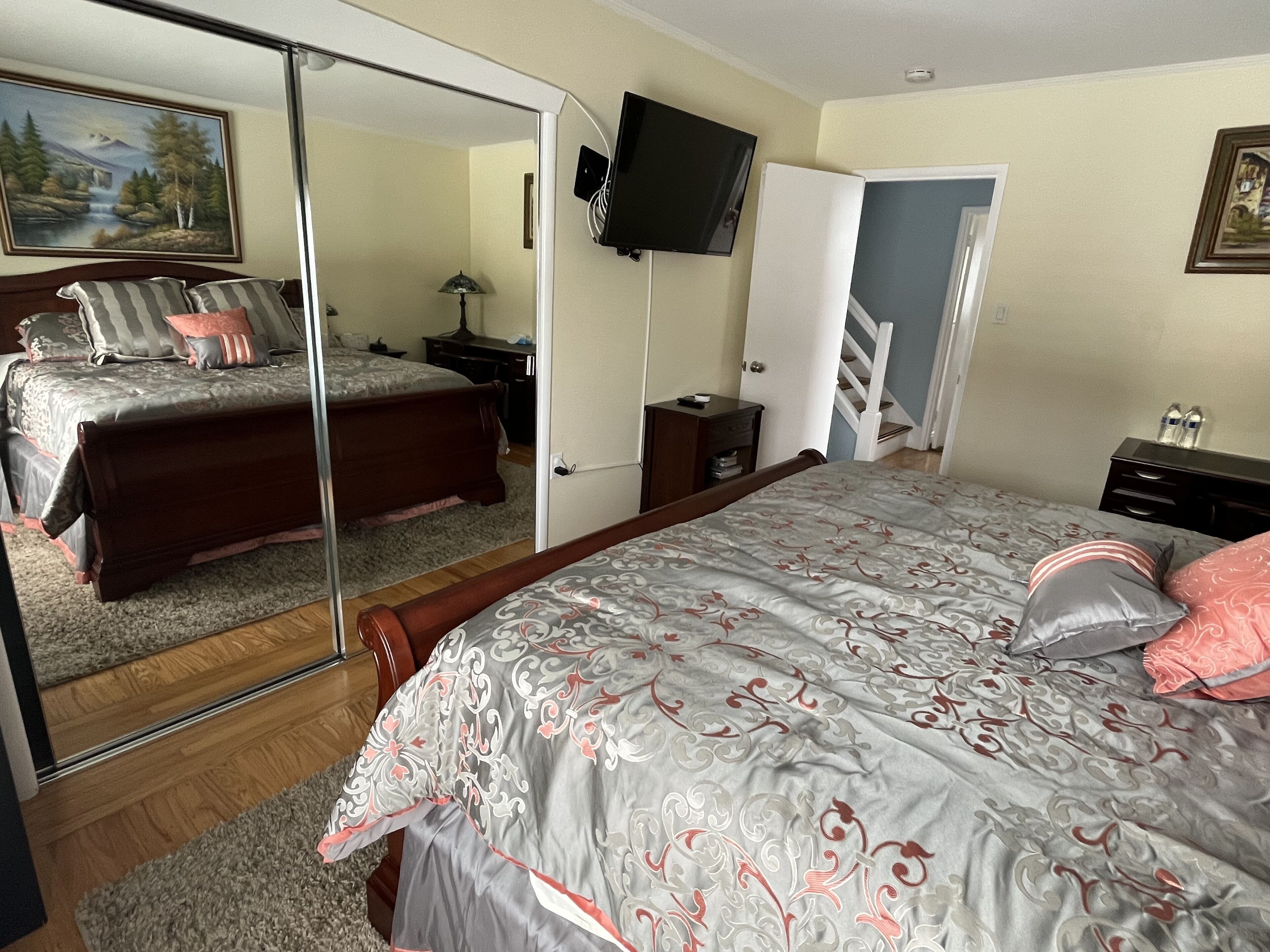 2 Bedroom House near SFSU w/ kitchen and free parking