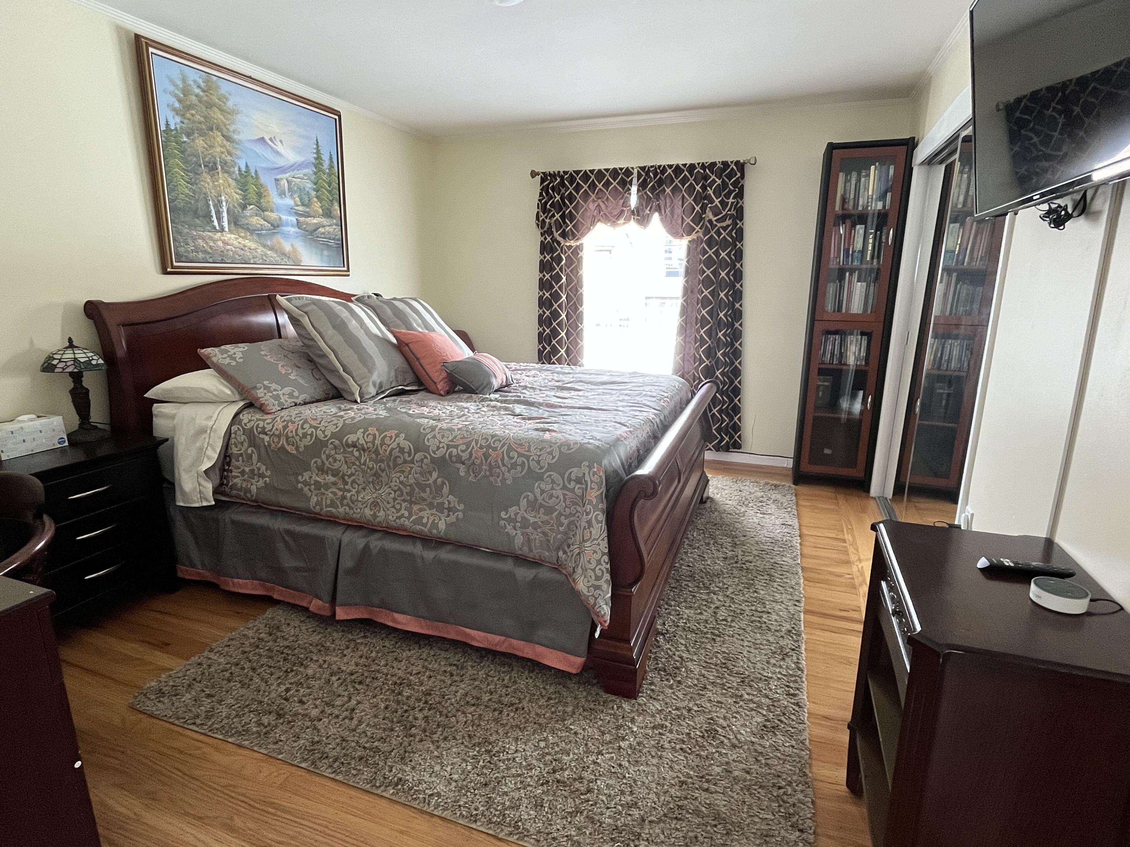 2 Bedroom House near SFSU w/ kitchen and free parking