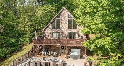 The Mountains Chalet in Private Rural Environment