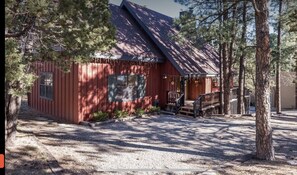 Exterior - Enchanting Alto Lakes Country Club House (Alto)